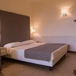 Hotell Lido Degli Aranci 4*