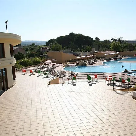 Lido Degli Aranci 4*