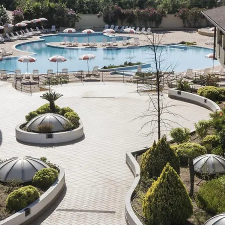 Lido Degli Aranci Otel 4*