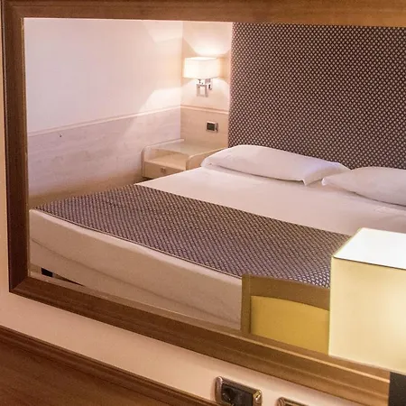 Lido Degli Aranci 4*