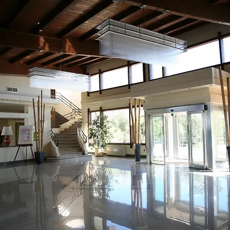 Lido Degli Aranci Otel 4*