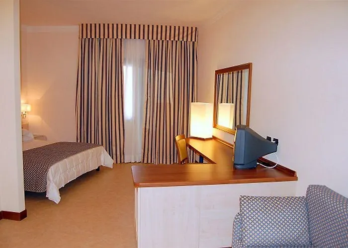 Lido Degli Aranci 4* 维博瓦伦蒂亚