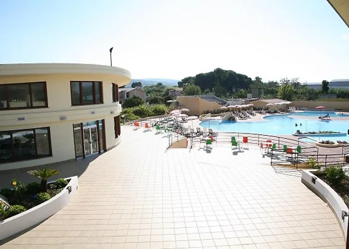 Lido Degli Aranci 4*