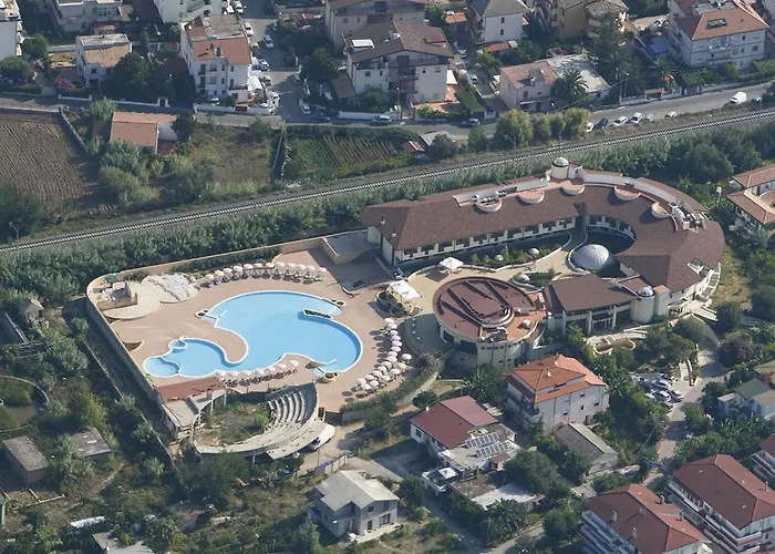 Lido Degli Aranci 4*