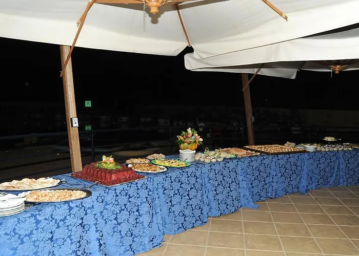 Lido Degli Aranci Szálloda 4*